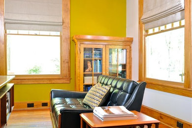 ダラスにあるトランジショナルスタイルのおしゃれなホームオフィス・書斎の写真