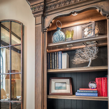 Quaint Traditional Sugar Land Office