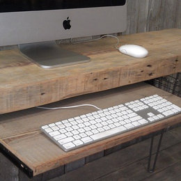 https://www.houzz.com/hznb/photos/reclaimed-wood-desks-and-home-office-furntiure-modern-home-office-chicago-phvw-vp~4422183