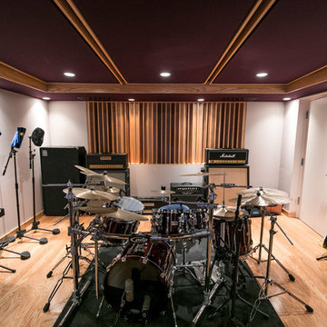 Recording studio/Kids Basement