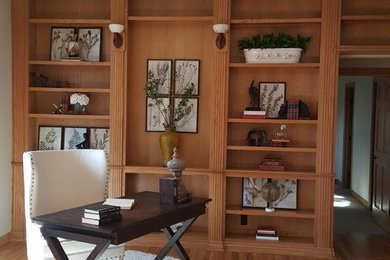 ウィチタにあるトラディショナルスタイルのおしゃれなホームオフィス・書斎の写真