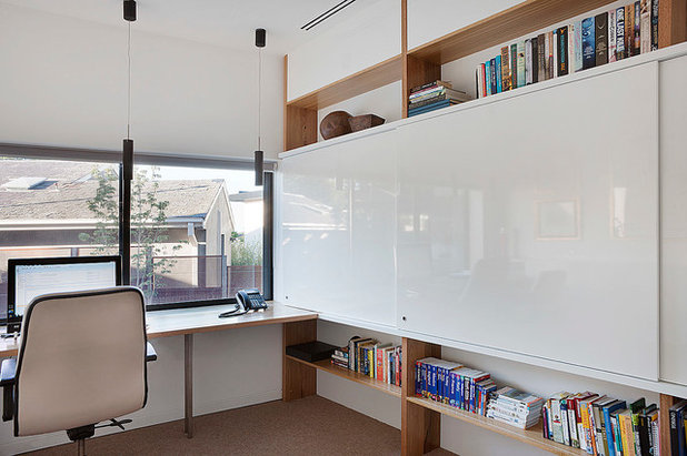 Contemporary Home Office by bg architecture
