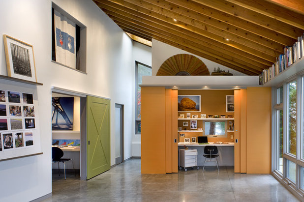 Modern Arbeitszimmer by Cathy Schwabe Architecture
