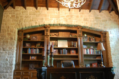 Mountain style home office photo in Houston
