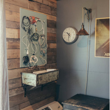 Rustic Tiny House Office