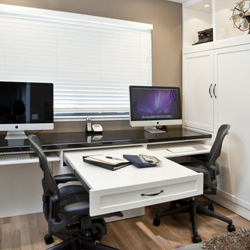 Side Tilt Wall Bed & Custom Cabinetry in Home Office