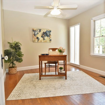 SOLD within 8 DAYS! Staging Beautiful bungalow in Historic Gordonston