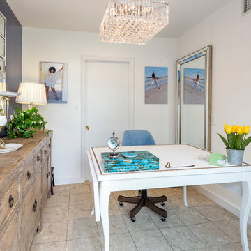 Stylish Transitional Home in LA, CA.
