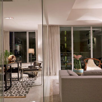 Texas Expats at the St. Regis Residence | Singapore