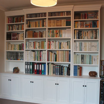 Traditional Bookcase in Dunbar