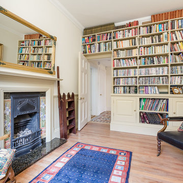 Traditional Home Office & Library
