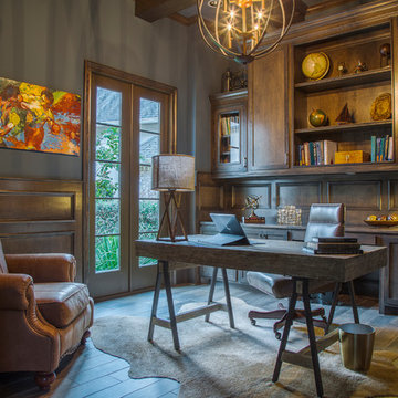Transitional Home in the heart of The Woodlands