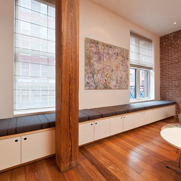 Tribeca; A hybrid home office and playroom