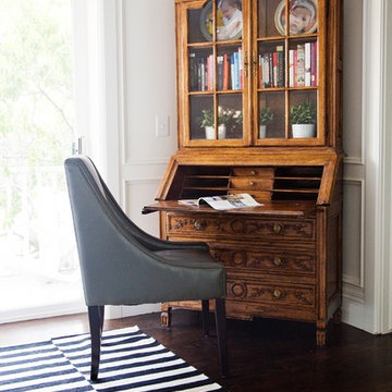 WRITING DESK