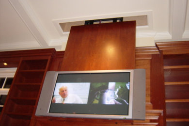 Home theater - traditional home theater idea in Tampa