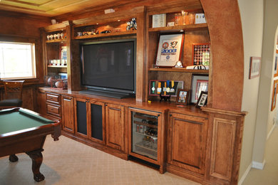 Example of a classic home theater design in San Diego
