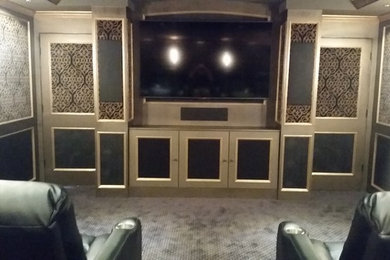 This is an example of a classic home cinema in Chicago.