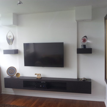 MODERN ENTERTAINMENT CENTER