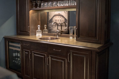 Inspiration for a transitional home bar remodel in Jacksonville