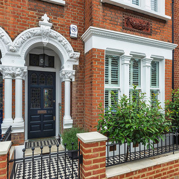 A Wonderfully Pristine Home in Battersea
