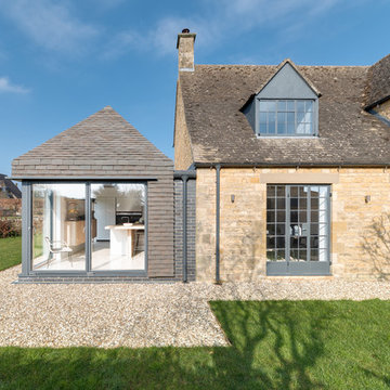 Arts & Crafts House