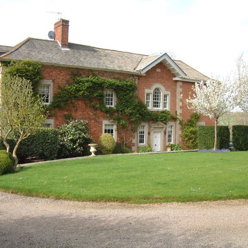 Country house and swimming pool