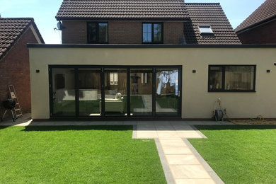 This is an example of a contemporary house exterior in Cardiff.