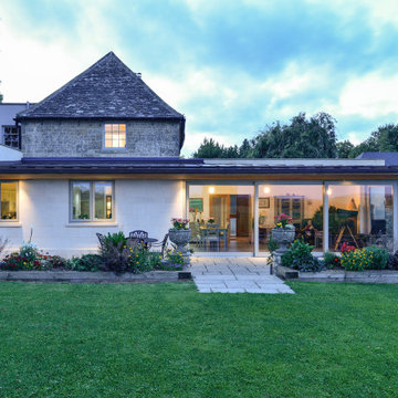 Curtilage Listed Coach House - Contemporary extension