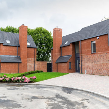 Distinctive and Characterful Dwellings within Grounds of Grade II* Listed Hall