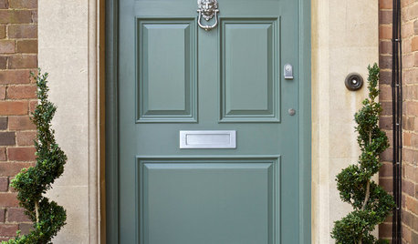 10 Gorgeous Green Front Doors