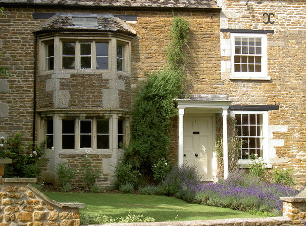 Traditional House Exterior by Harborough Decorators