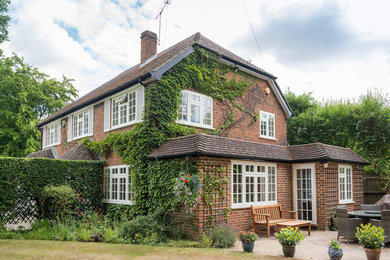 Photo of a farmhouse house exterior in Surrey.