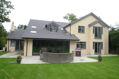 Inspiration for a contemporary house exterior in Berkshire.