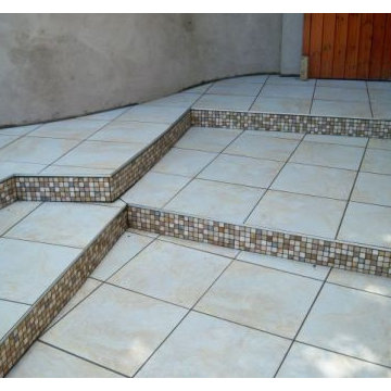 exteriour tiling with moasic upstands
