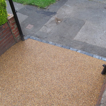 EXTERNAL SEAMLESS RESIN BOUND SURFACING PATHS PATIOS DRIVEWAYS NORTH EAST