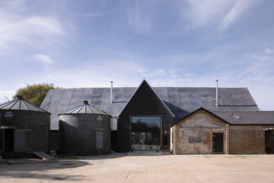 Photo of an urban house exterior in Other.