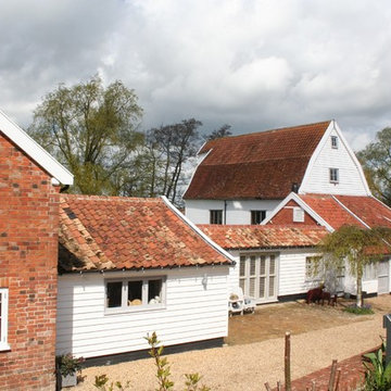 Holiday Cottages Grade II Listed Suffolk Watermill