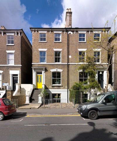 Modern House Exterior by Kilburn Nightingale Architects