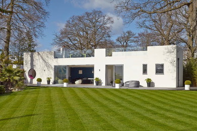 Contemporary house exterior in Hampshire.