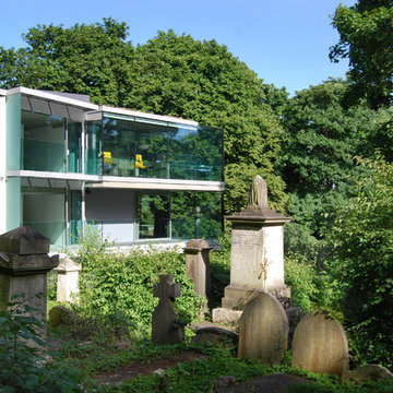 House in Highgate Cemetery