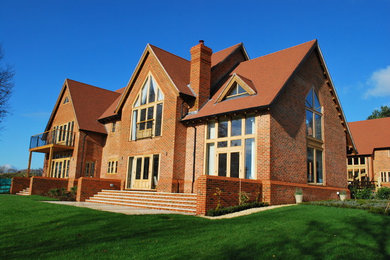 Design ideas for a traditional house exterior in Gloucestershire.
