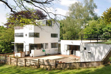 Inspiration for a contemporary house exterior in Buckinghamshire.