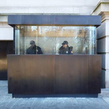 Metropolitan Museum of Art: Security Guard Pavillion