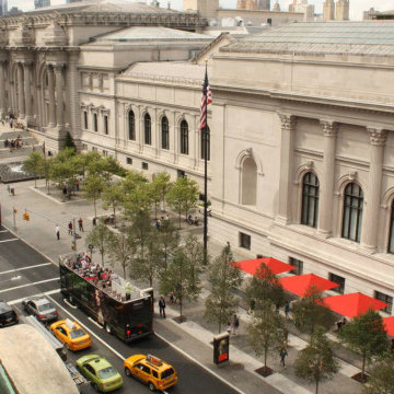 Metropolitan Museum of Art: 'The Metropolitan' Parasols