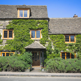 Photo of a classic house exterior in Oxfordshire.