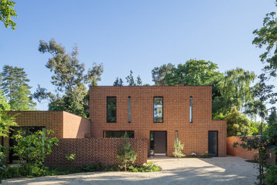 This is an example of a contemporary house exterior in Berkshire.