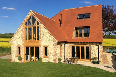 Photo of a farmhouse house exterior in Sussex.