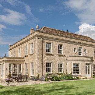 New Cotswold country house