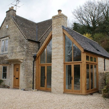 oak and glass extension to house in cotswolds