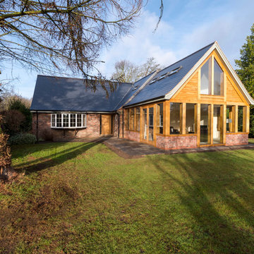 Oak frame adds a new dimension to a bungalow